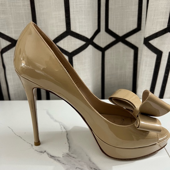 Valentino Garavani nude bow platform heels size 36.5 (gently used) - Picture 16 of 16